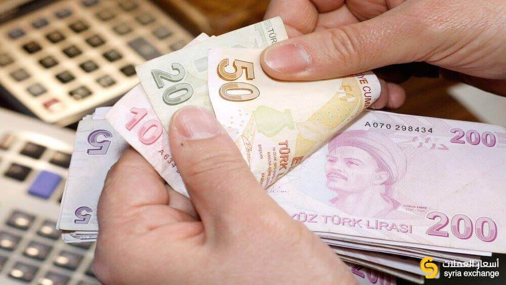 تحسن ملحوظ في قيمة الليرة التركية بعد قرار رفع سعر الفائدة في تركيا